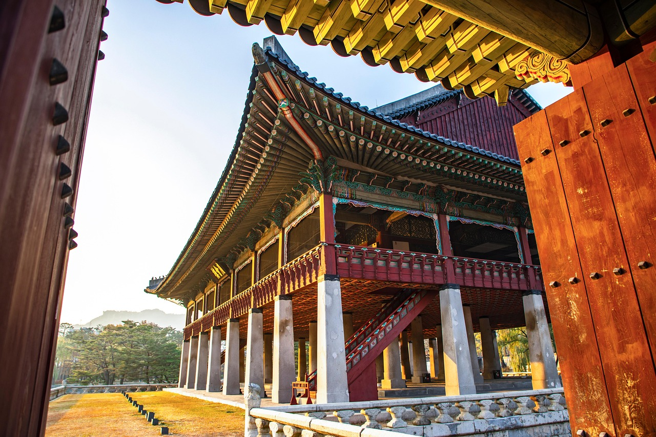 Gyeongbokgung Palace architecture demonstrating traditional Korean cultural heritage and tourism trends in 2026 Seoul